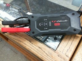 Schumacher 2000A Rugged SL1651 Battery Jumper w/ Light