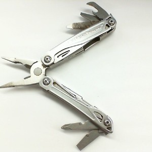 Leatherman Wingman Multi-Tool