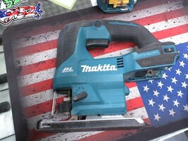 MAKITA XVJ04