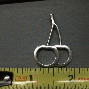  MILROSE STAMP 14K WHITE GOLD PENDANT OF 2 CHERRIES