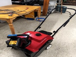 TORO 38473 Snowblower