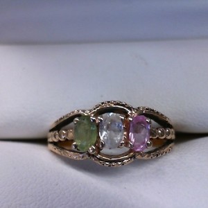  1 OVAL GREEN STONE - 1 OVAL CLEAR STONE - 1 OVAL PINK STONE  BRAIDED EDGED RING