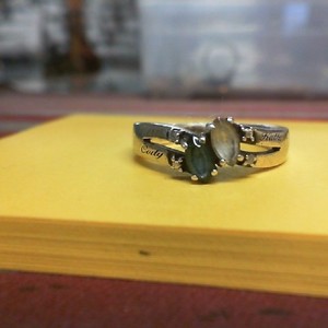  Silver 0.925% 3.50gms Ring BLUE AND WHITE STONE RING - kathy Cody Engraved 