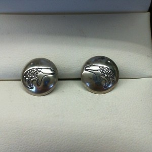 . .STERLING SILVER SMALL ROUND POST WITH BEAR ENGRAVED ON SURFACE