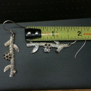 . .STERLING SILVER EARRINGS - BRANCH WITH SMOKEY TOPAZ CLUSTER