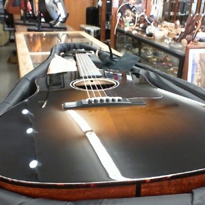 Eastman ELSS-DLX-SB Sunburst Acoustic Guitar w/ Fitted Soft Case