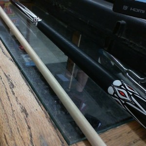 McDermott Star Pool Cue w/ Soft Case