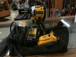 Dewalt DCF850 1/4" Impact Driver Set