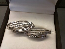  STERLING SILVER DOUBLE HOOP EARRINGS SET WITH DIAMOND CHIPS