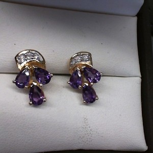  14K YELLOW GOLD EARRINGS WITH 3 TEAR DROP AMETHYST AND 3 DIAMONDS