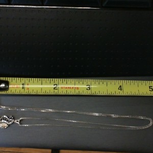  BLACK HILLS SILVER PENDANT ON SILVER BOX CHAIN
