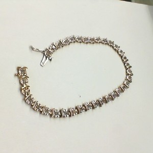 Gold 10kt 4.60gms Vintage Diamond Tennis Bracelet, 7"