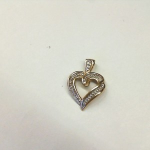  Gold 10kt 1.30gms Diamond Heart Pendant