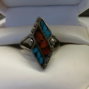  Silver 0.925% 3.50gms Vintage Mosaic Turquoise & Spiny Oyster Ring