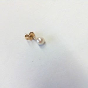  Gold 14kt 0.30gms Single Pearl Earring