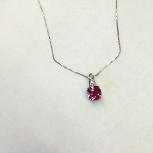Sterling Silver 0.925% 2.30gms Dark Pink Radiant Cut Gemstone and 18" Box Chain 