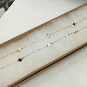 Gold 14kt 1.90gms Fine Gold Chain Necklace with Small Enamel Colored Crosses