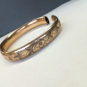  Vintage Gold 10kt 20.50gms Hinged Bangle Floral Engraved Bracelet