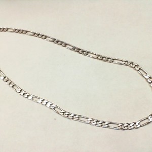  Silver 0.925% 22.20gms Necklace Sterling Silver 0.925% 39.50gms 19" Figaro Link