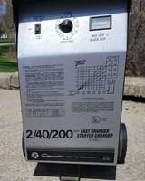 Schumacher SE-2001 Battery Charger