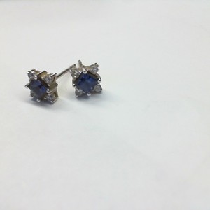  Gold 14kt 1.60gms Princess Cut Sapphire & Diamond Post Earrings
