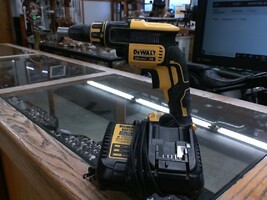 Dewalt DCF620 Drywall Screwgun w/ Battery & Charger