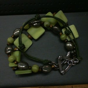 RETIRED silpada B1132 GREEN MOTHER OF PEARL GREEN LEATHER TIGER EYE AND PYRITE B