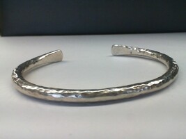  Silver 0.925% 40.70gms Bracelet HEAVY HAMMERED/TEXTURED SILVER CUFF BRACELET