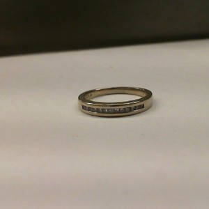  Gold 10kt White Gold3.20gms Multi-Diamond Band, Size 8