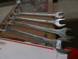 pittsburg 4pc wrench set SIZES 2 1/2,2 3/8,2 1/4,2 1/8