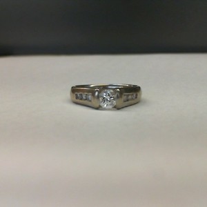  Lovestory White Gold 14kt 4.73gms Ring 1 Round Near Colorless SI1 Diamond 33pt