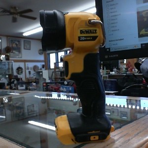 Dewalt DCL040 Work Light (tool only)