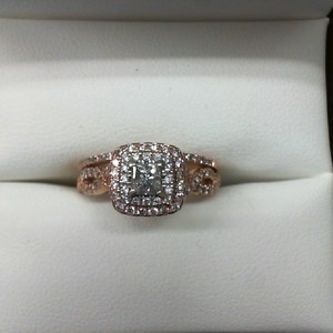  14K ROSE GOLD DIAMOND WEDDING SET WITH .33CT CENTER SURROUNDED BY DIAMONDS IN H