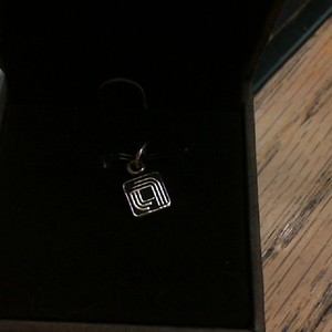  Yellow Gold 14kt 1.10gms Pendant OC TANNER SQUARE PENDANT 