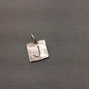 Sterling Silver 0.925% 1.00gms "j" Pendant signed CLP