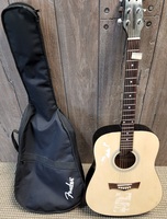 Peavey Acoustic Guitar in Soft Case