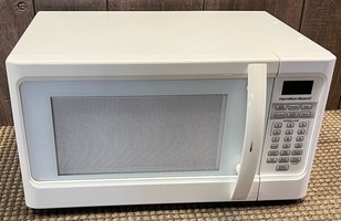 Hamilton Beach White Microwave