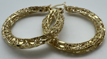 14kt Yellow Gold Hoop Earrings w/ Hollow Twist Cut Pattern