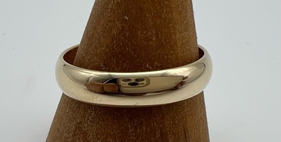 14kt Yellow Gold Band