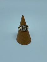 10kt Yellow Gold Ring w/ Eagle on Face
