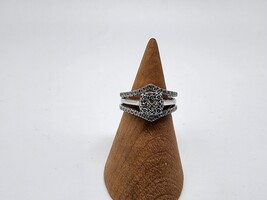 14kt White Gold Ring w/ Four .3 Center Diamonds & Lots of Chips Around Face