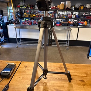  DIGITAL CONCEPTS CAMERAL TRIPOD