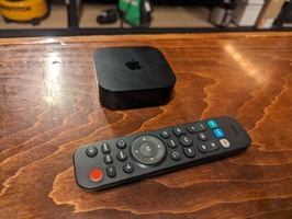 Apple TV 4K 2022 w/ Remote