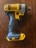 Dewalt 20V 1/2" Cordless Impact Wrench (Tool Only)