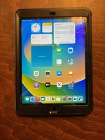 Apple 32GB 5th Gen iPad