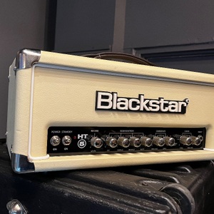 BLACK STAR  ARTIST 15