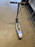 Razor E300 Electric Shooter