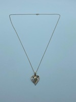 10kt Necklace w/ Heart Shaped Pendant & Diamond