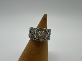 10kt Engagement Ring Band w/ .15 Diamond & Twelve .03 Diamonds Surrounding