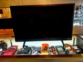 Vizio 24" TV w/ Remote